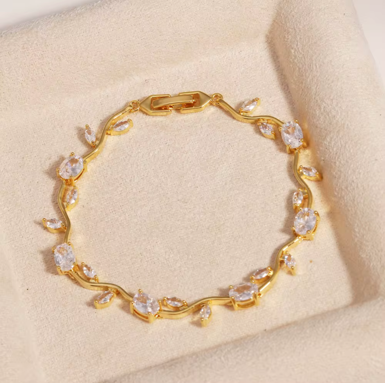 Londrè Tulip Bracelet